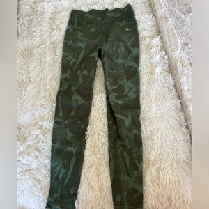 Gymshark Green Camo Leggings Size S